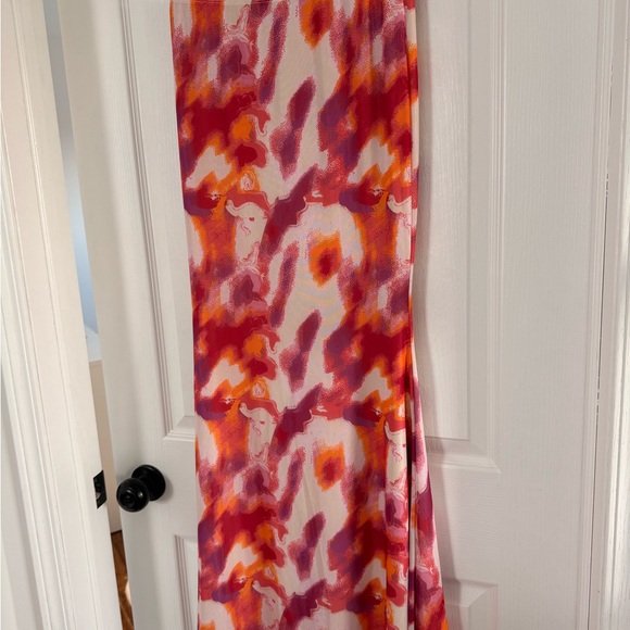 Two piece set - - Picture 3 of 7